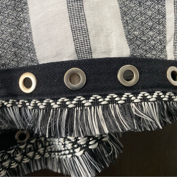 Rewash | Linen Shorts - Picture 5 of 6